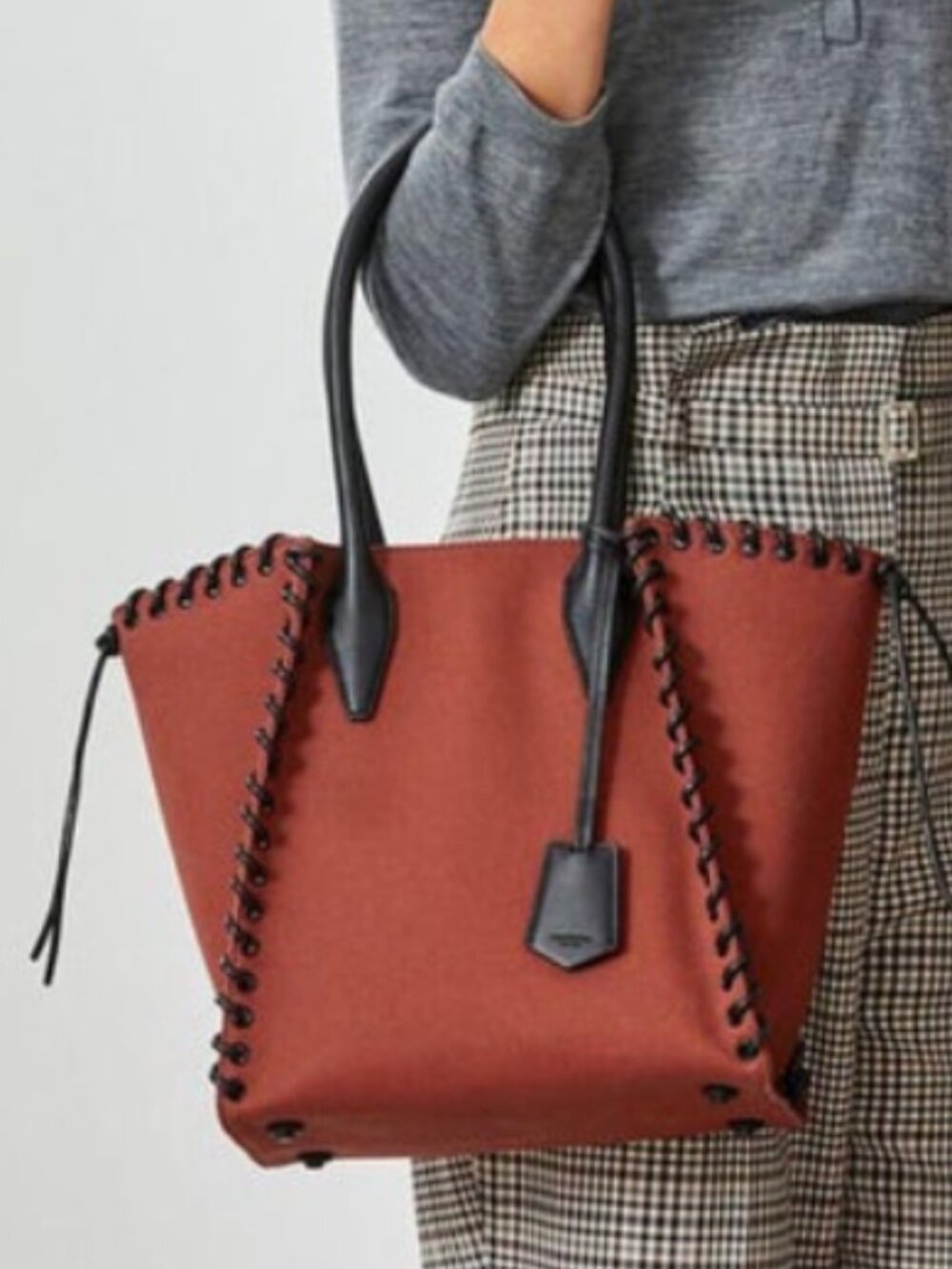 Oroton Tote "EUC"